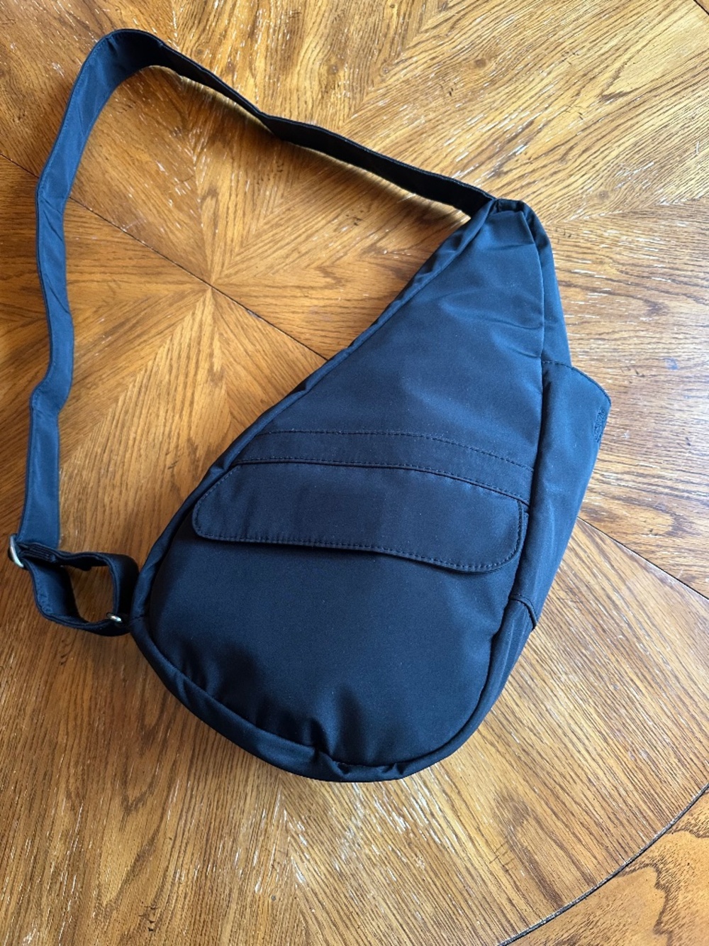 Healthy Back Bag Black Sling Crossbody Travel Bag | Ergonomic Organizer Bag